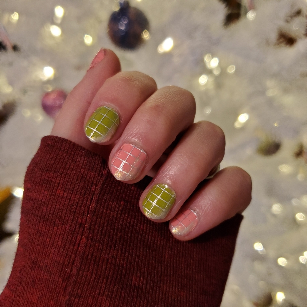 Silver Holo Thin Square Grid Nail Wrap Overlays